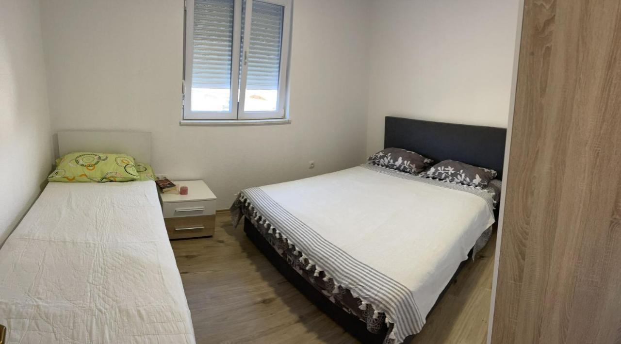 Apartmani Zuti Neum Exteriér fotografie