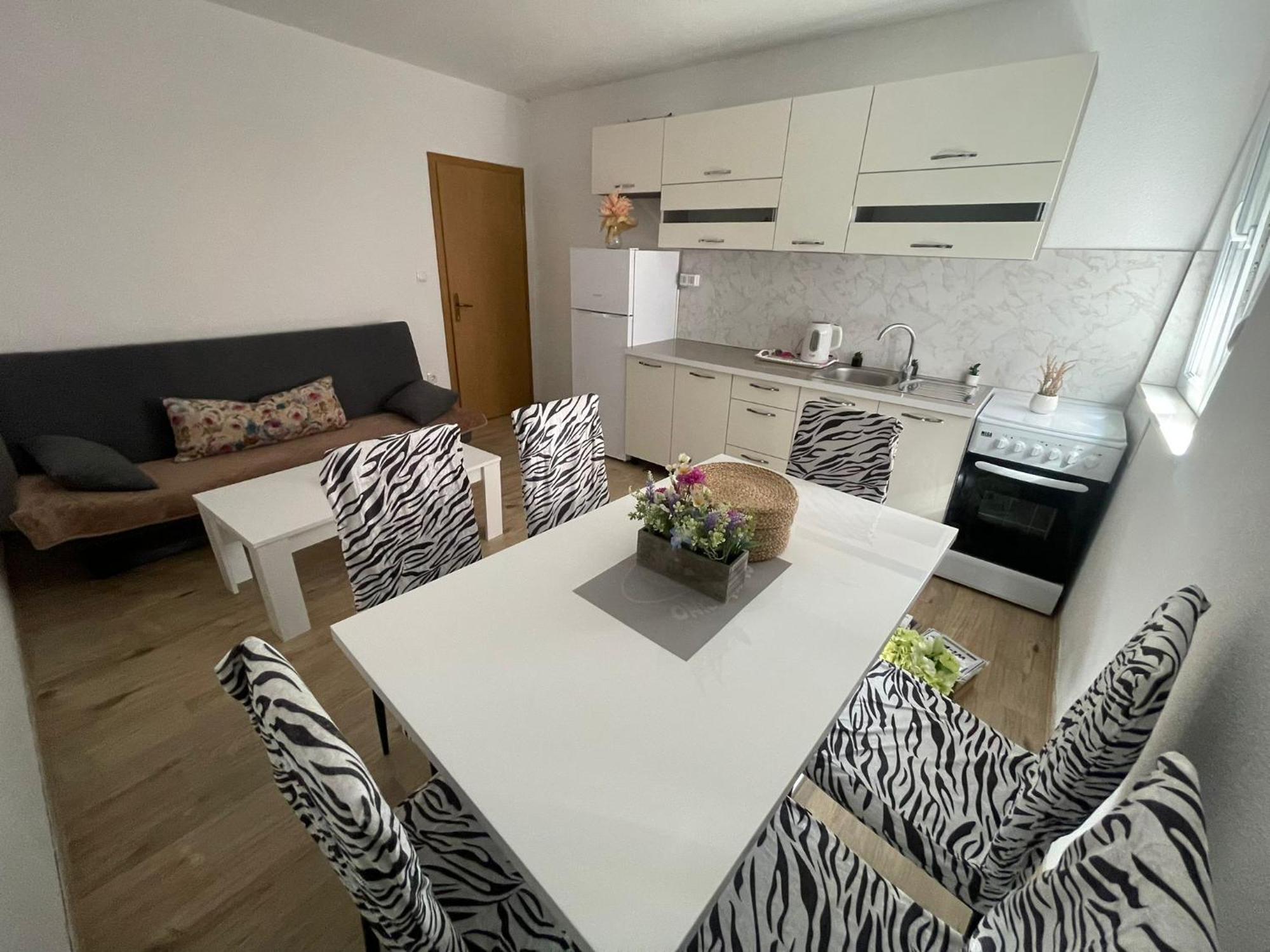 Apartmani Zuti Neum Exteriér fotografie