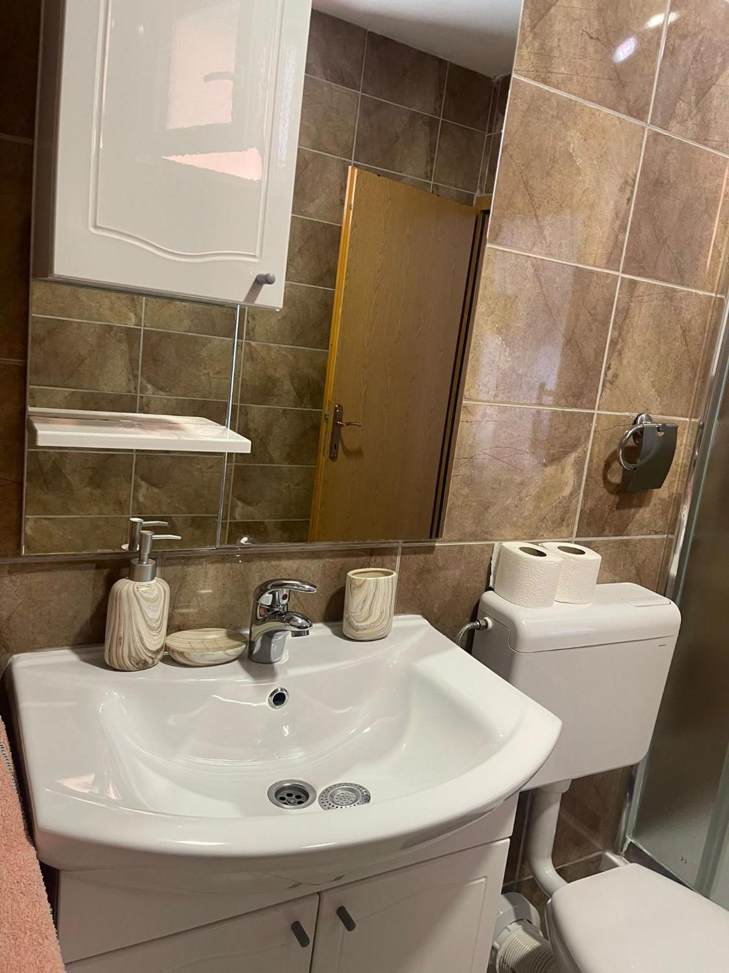 Apartmani Zuti Neum Exteriér fotografie